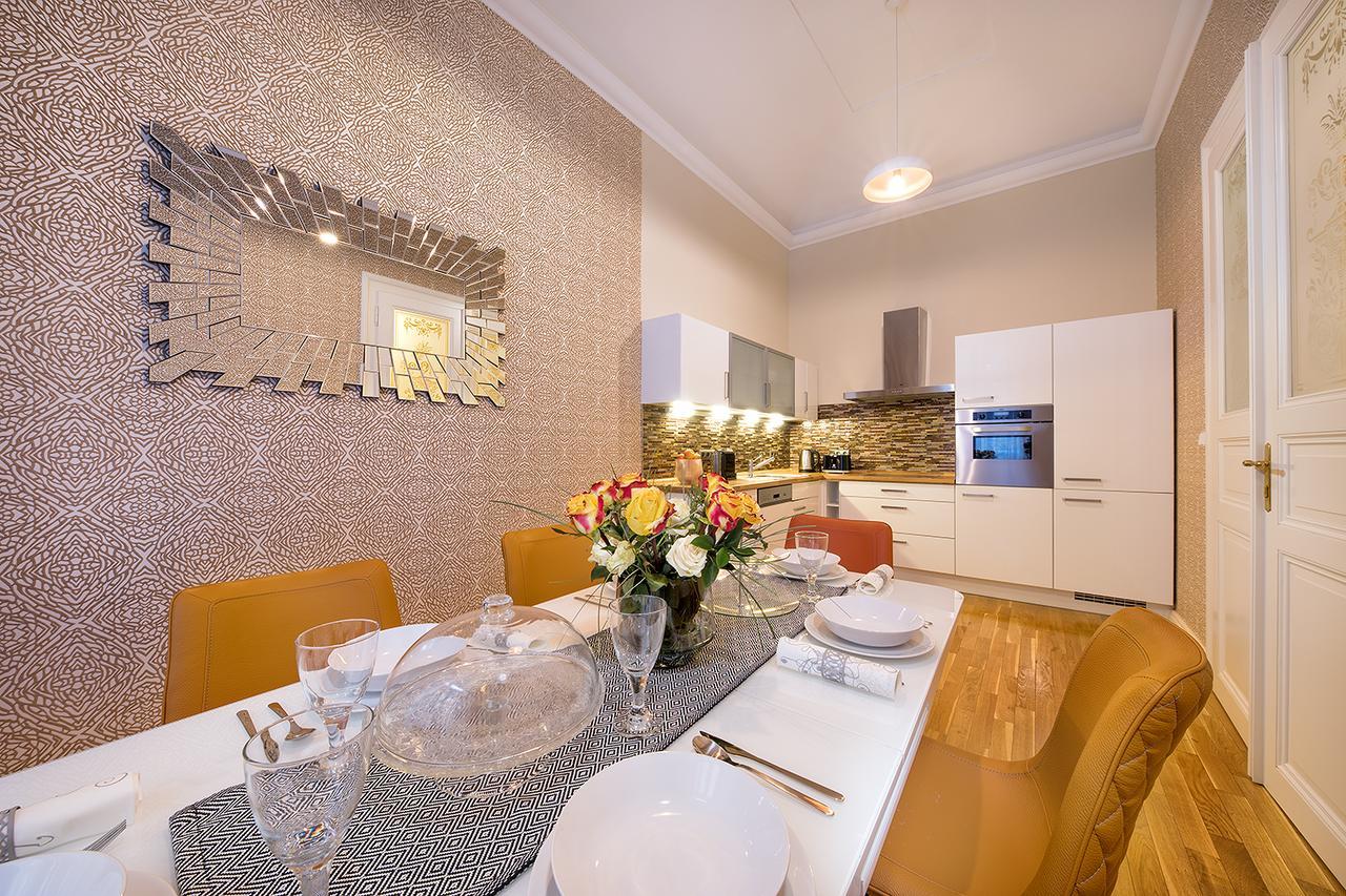 Prague Days - Luxurious Apartments Lesser Town Exterior foto