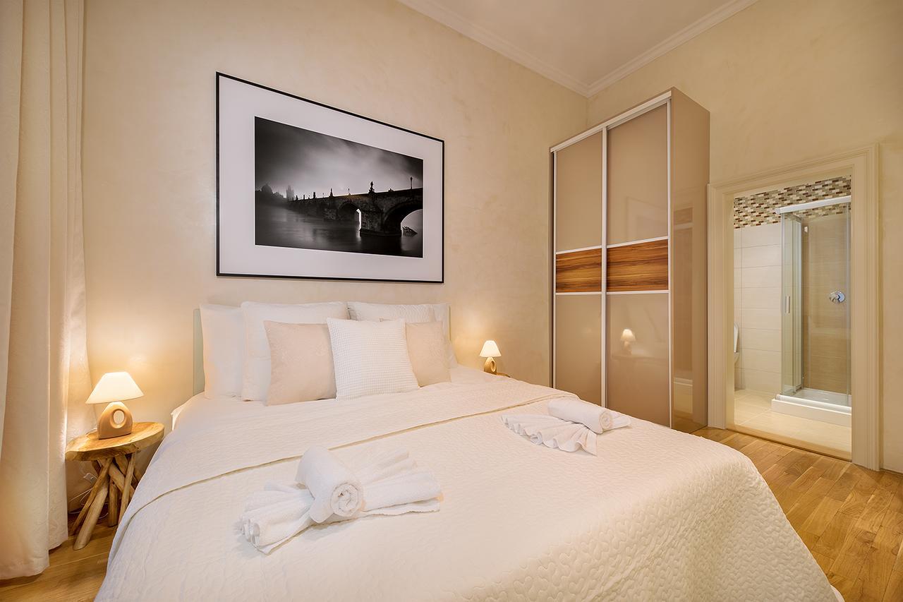 Prague Days - Luxurious Apartments Lesser Town Exterior foto